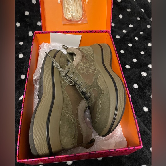 Tory Burch Platform Sneaker - Picture 6 of 7